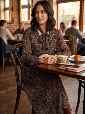 Evereve Brown Paisley Tie-Neck Midi Dress
